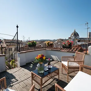 2* Πανσιόν Residenza Conte Di Cavour & Rooftop